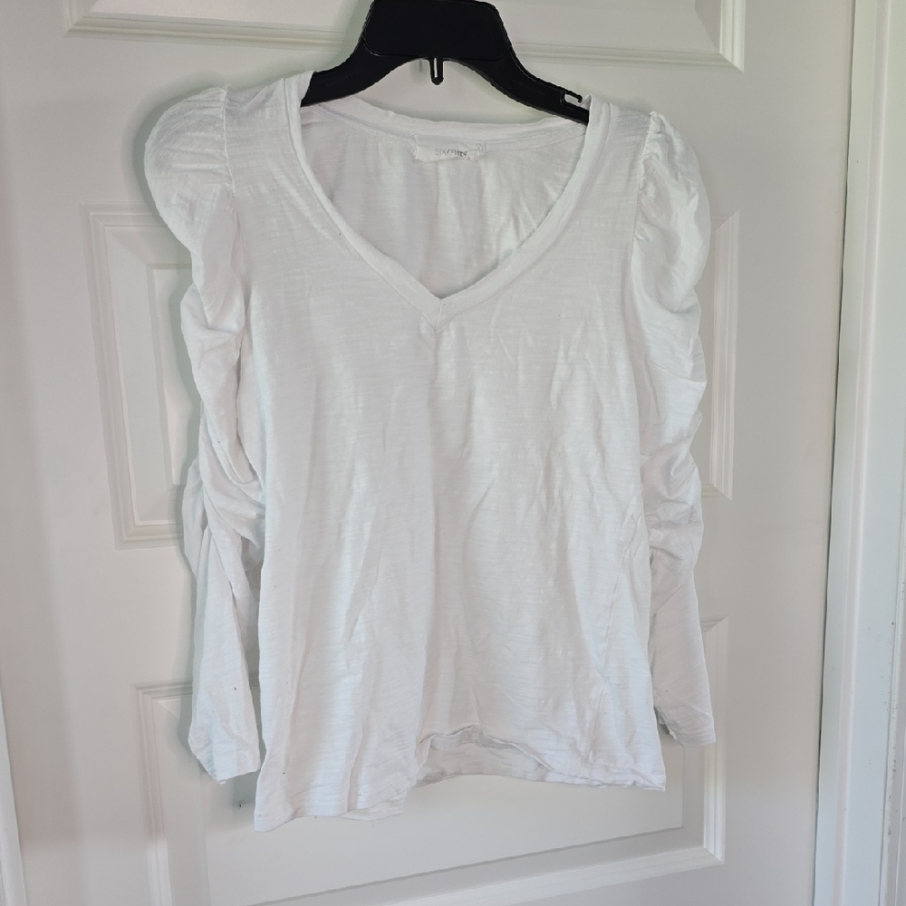 White Fitted Puff Sleeve Ruffled Top